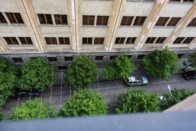 Parliament On Rustaveli Studio تبليسي المظهر الخارجي الصورة